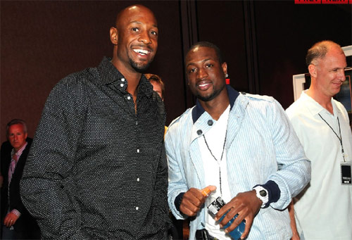 网传邓涵文要去浙江？记者：浙江队吴总说别拿他们来抬价（传邓涵文或加盟浙江？记者引述浙队高层：别拿我们抬价）