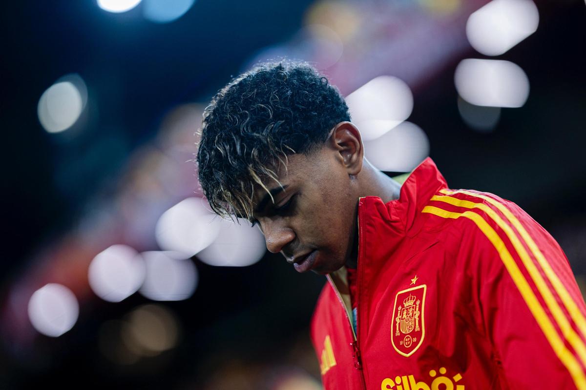 希勒评英超第16轮最佳阵容：哈兰德领衔，埃基蒂克在列（希勒评出英超第16轮最佳十一：哈兰德领衔，埃基蒂克上榜）