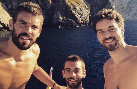 收藏级回忆：我的齐达内与 26 年绿茵时光（珍藏版记忆：与齐达内相伴的26年足球人生）