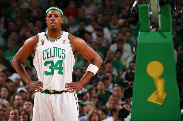 尽力了！爱德华兹vs掘金44分6板3助3断遭驱逐 末节加时狂砍24分！（拼到最后！爱德华兹对掘金轰44分6板3助3断，末节+加时再取24分仍遭驱逐）