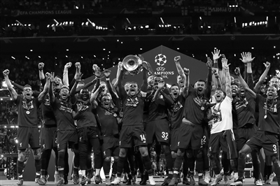 直击2025武汉马运会现场：马术青训人群数量倍增，有参赛者13岁已学习马术6年（2025武汉马运会现场观察：马术青训规模翻倍，13岁参赛者已有6年训练经历）