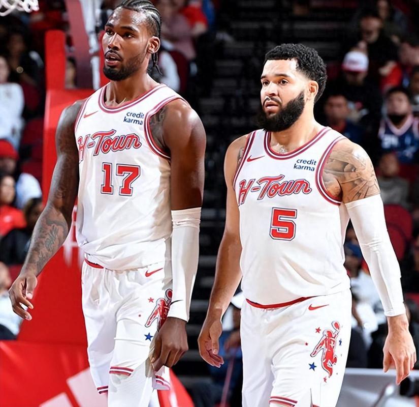 英超：利物浦主场4-0大胜埃弗顿（英超：利物浦主场4-0完胜埃弗顿）