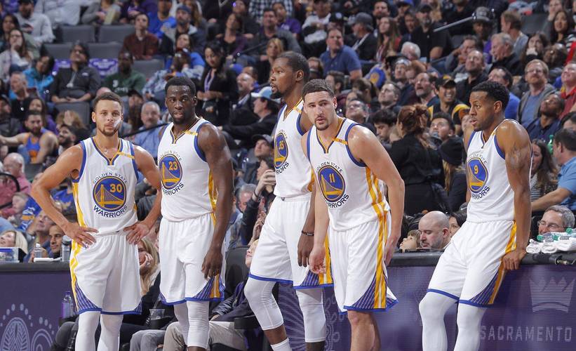 皇马最新伤病情况：赫伊森&阿拉巴预计将于近期回归（皇马伤情更新：赫伊森、阿拉巴有望短期内复出）