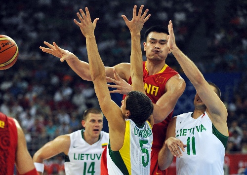 阿森纳3-1拜仁，廷贝尔、马杜埃凯、马丁内利破门，诺伊尔送礼（阿森纳3比1力克拜仁：廷贝尔、马杜埃凯、马丁内利建功，诺伊尔失误送礼）