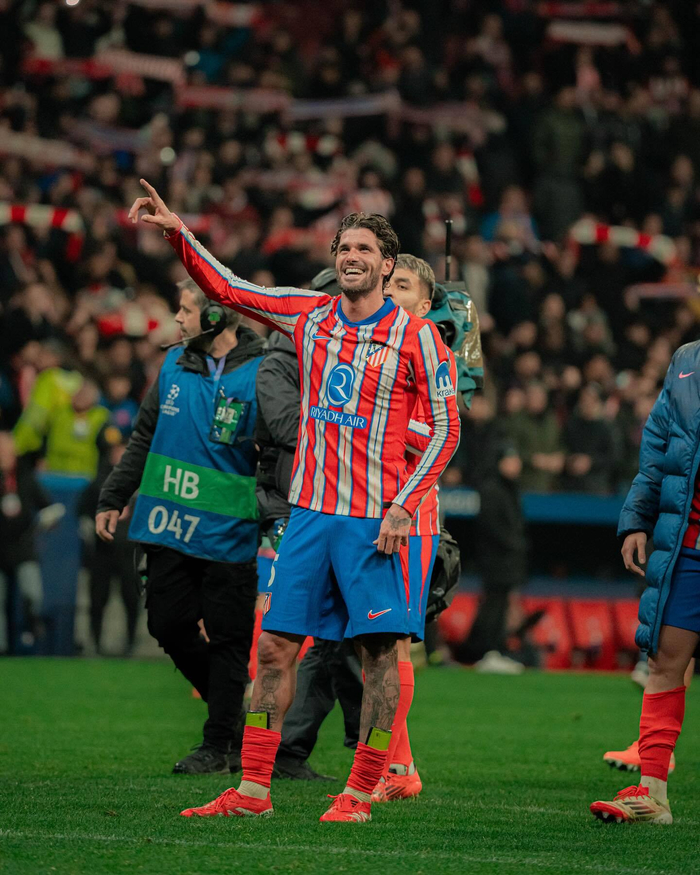 本季欧冠场均创造机会榜：姆巴佩4次，福登3.5次&维尔茨3.4次（欧冠本季场均创造机会排行：姆巴佩4.0次，福登3.5次，维尔茨3.4次）