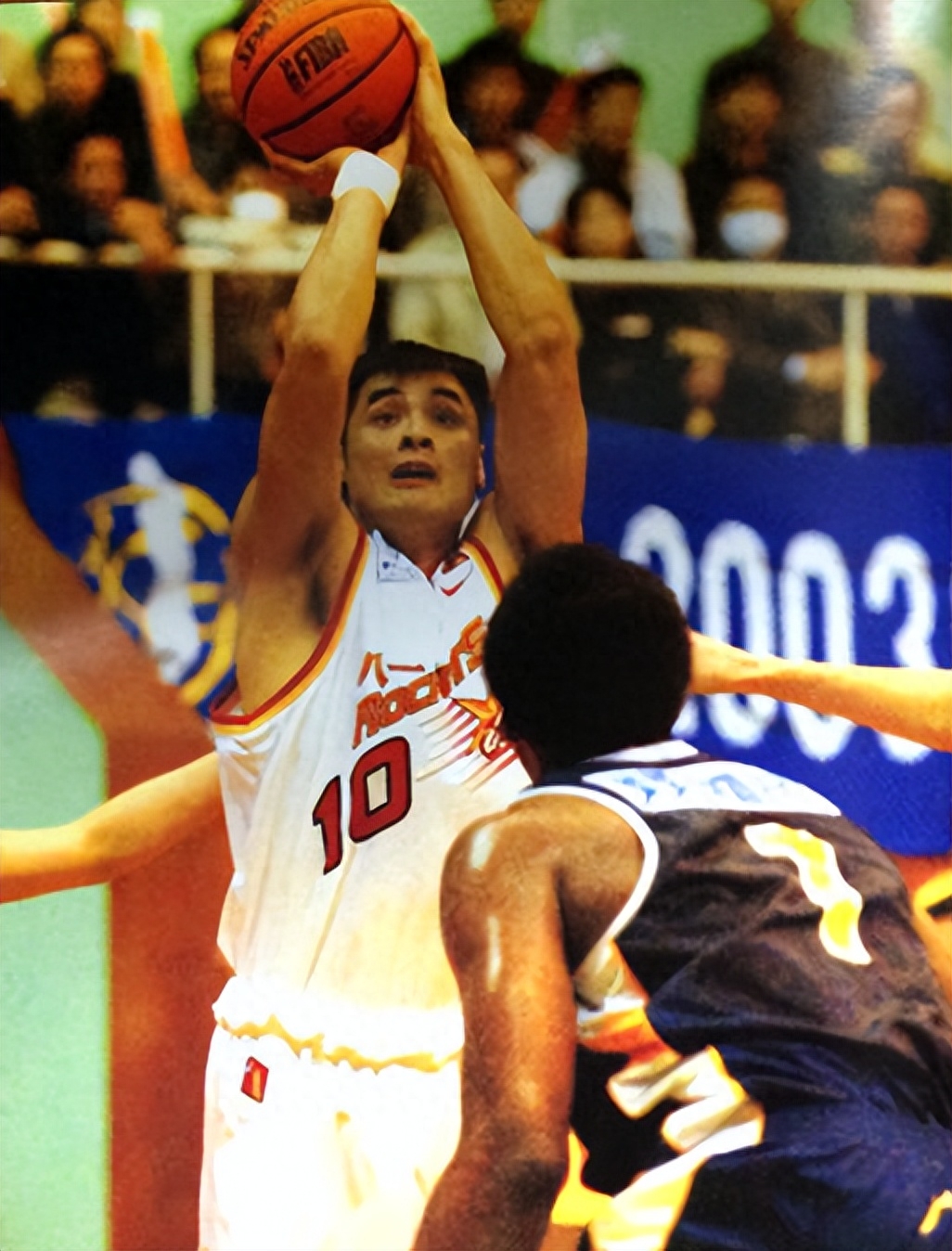 米兰vs拉齐奥终场前点球未判原因：马鲁西奇对帕夫洛维奇犯规（米兰对阵拉齐奥补时点球未判解析：马鲁西奇先对帕夫洛维奇犯规）