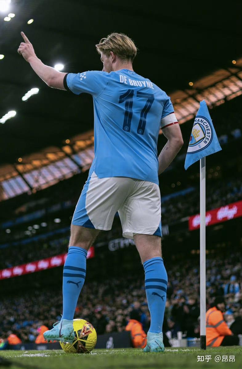 杰伦·布朗的表现引发热议（杰伦·布朗的发挥成为热点话题）