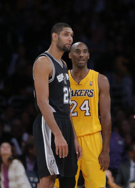 萨拉赫更衣室主动道歉，琼斯力挺：他想赢，这很正常（萨拉赫更衣室内主动致歉，琼斯声援：渴望胜利很正常）