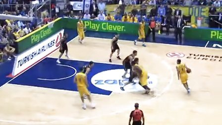 斯内德：贝尼特斯接手国米的时机很糟糕，我没说他是最差教练（斯内德：贝尼特斯接掌国米时机不佳，我从未说他是最差教练）