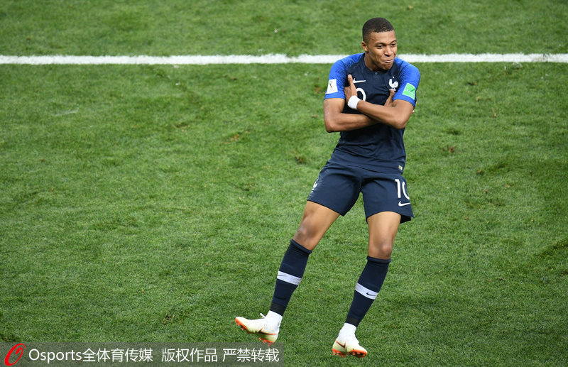 红黑之心，代代相传❤️🖤（红黑精神，薪火相传❤️🖤）