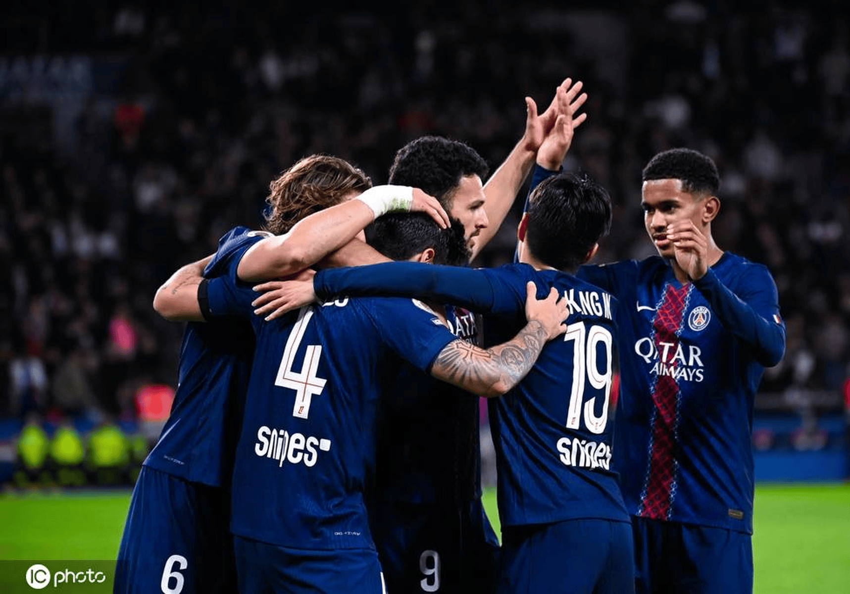 里斯·詹姆斯：从小就是蓝军球迷，作为队长渴望赢得更多奖杯（里斯·詹姆斯：自小蓝军迷，任队长更渴望更多冠军）