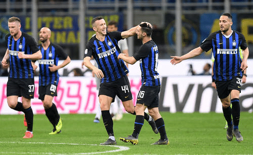 官方：诺丁汉森林第25、26轮比赛改期，对手利兹联与狼队（官方消息：诺丁汉森林25、26轮赛程调整，将对阵利兹联与狼队）