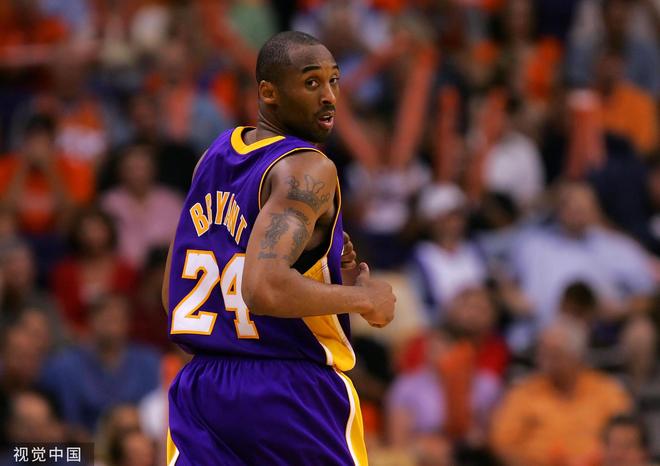 巴萨新星连续爆发惊艳球迷（巴萨新星连场闪耀，震撼球迷）