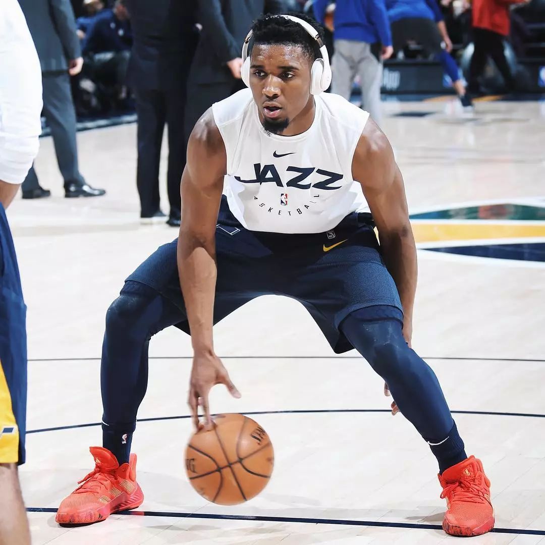 随着尤文图斯1-2，罗马0-1，意甲最新积分榜出炉：国米丢榜首（尤文1-2、罗马0-1，意甲最新积分榜揭晓：国米让出榜首）