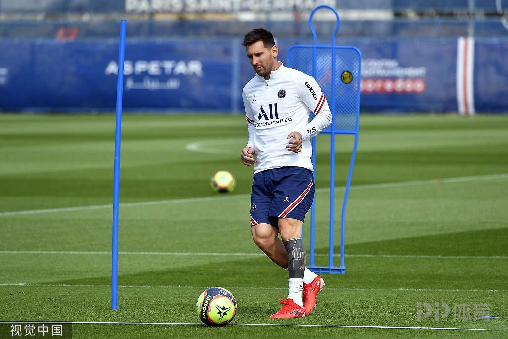 赢得杯赛意味什么？文班：谈不上质变，但算我们迈出的一大步（杯赛夺冠意味着什么？文班：谈不上质变，却是我们迈出的关键一步）