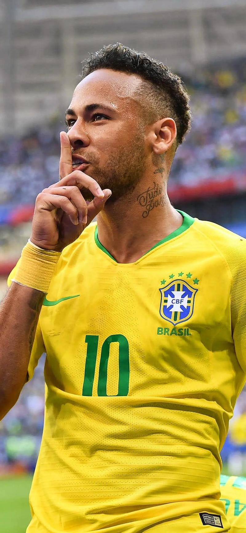 徐昕的身高优势在篮球场上的重要性（徐昕身高优势在球场上的关键作用）